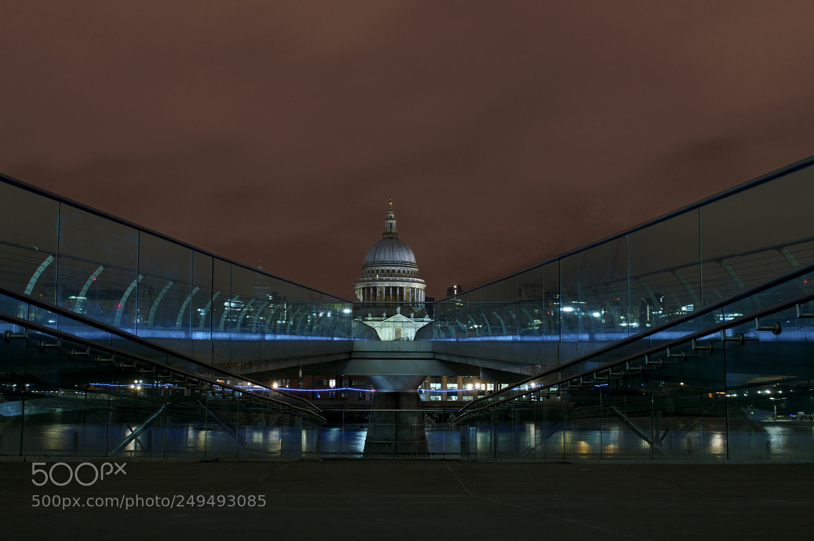 Nikon D3200 sample photo. Millennium bridge perspective photography