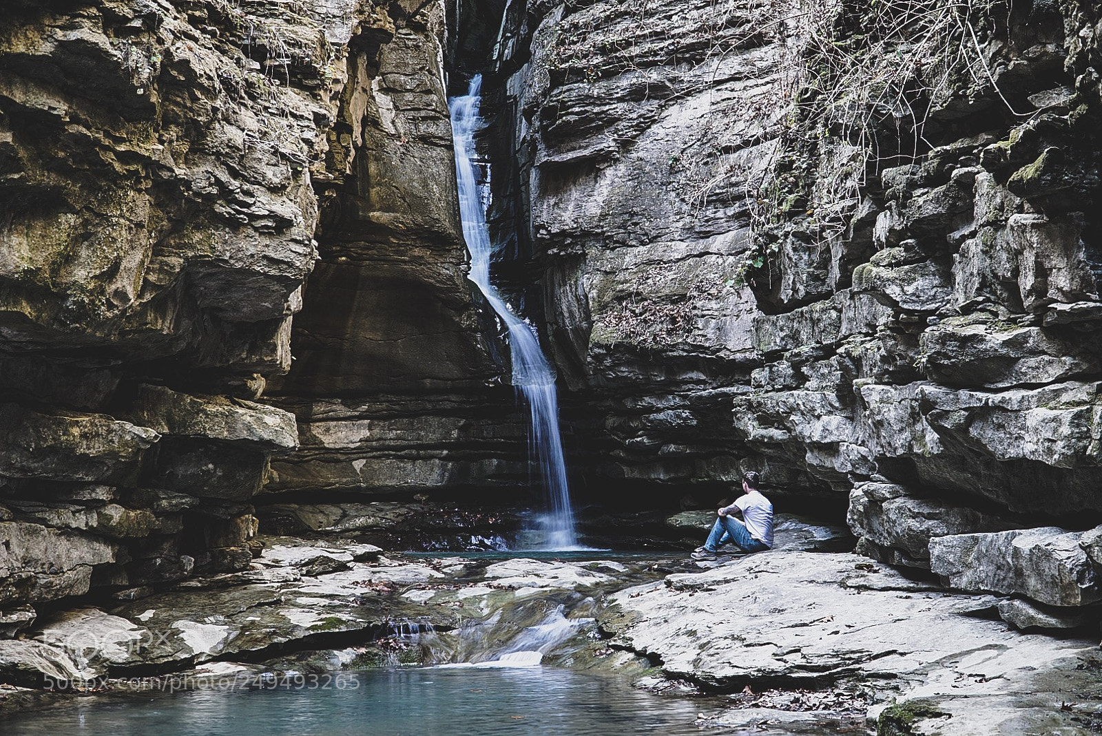 Sony a6000 sample photo. Listening to earths song photography