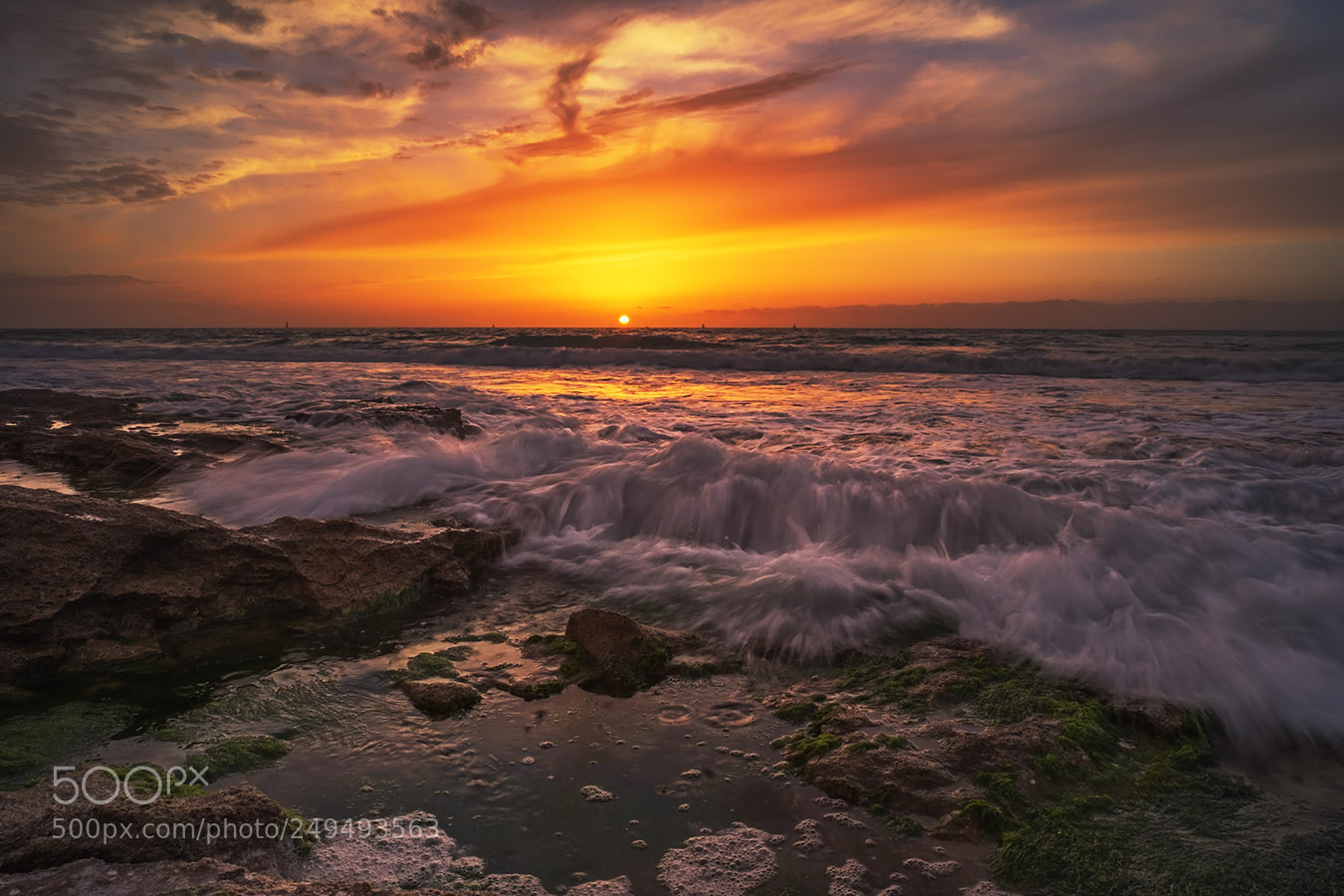 Fujifilm X-T1 sample photo. Sunset on the sea photography