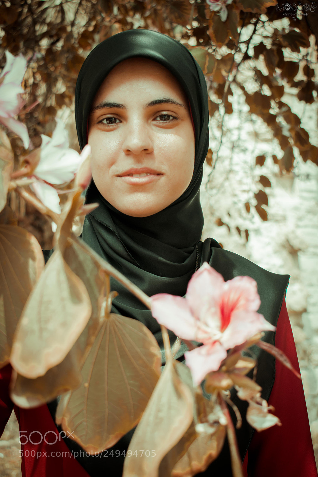Nikon D5300 sample photo. Lady in red photography