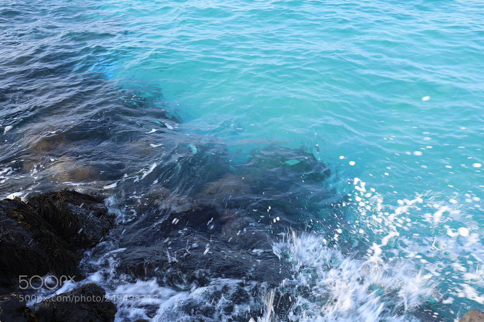 Canon EOS 6D Mark II sample photo. Spray photography
