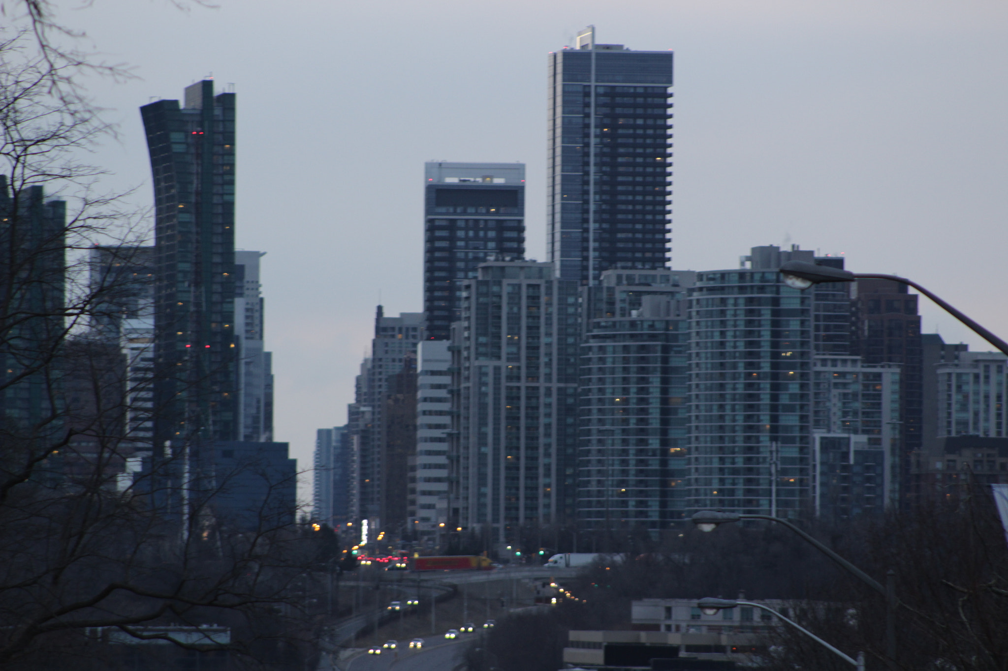 Canon EOS 100D (EOS Rebel SL1 / EOS Kiss X7) sample photo. Toronto skyline..yonge street looking north photography