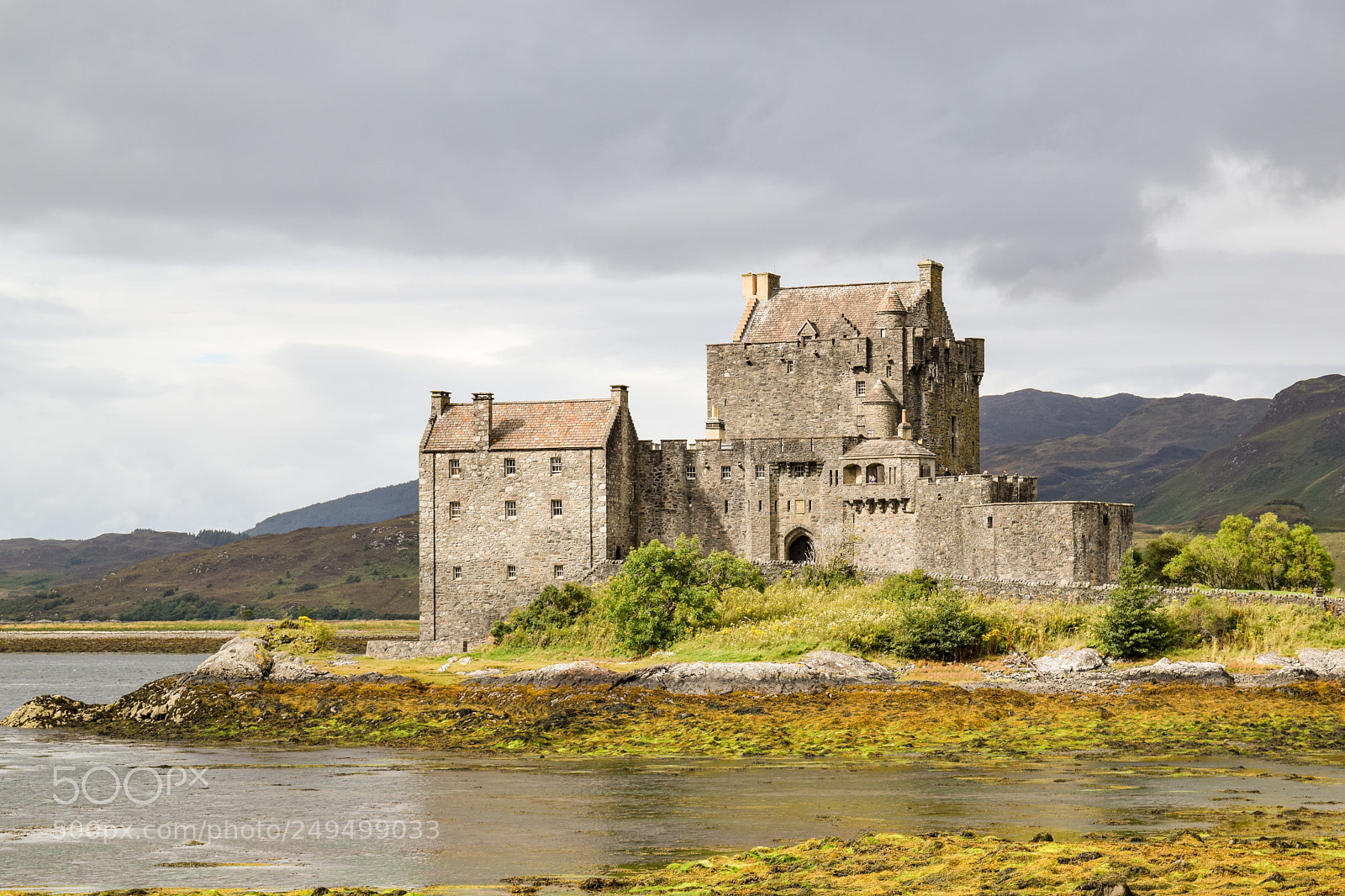 Nikon D3300 sample photo. Eilean donan castle photography