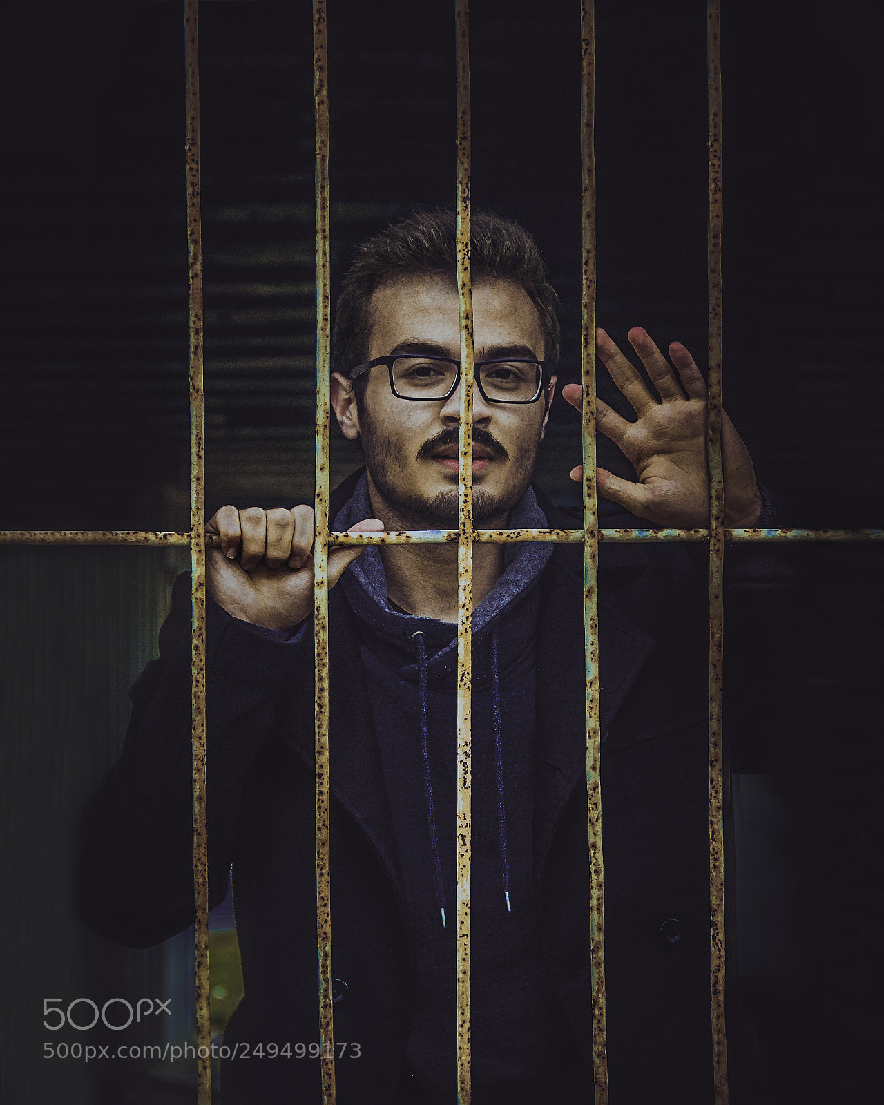 Canon EOS 60D sample photo. Prisoner photography