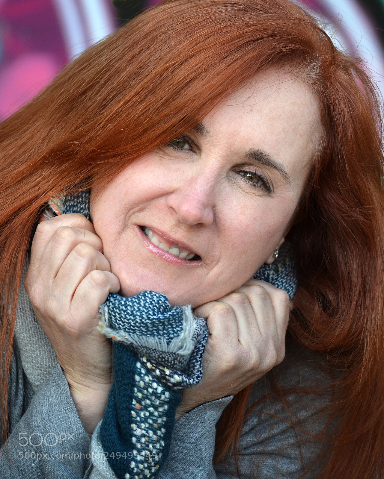 Nikon D5100 sample photo. She and her scarf photography