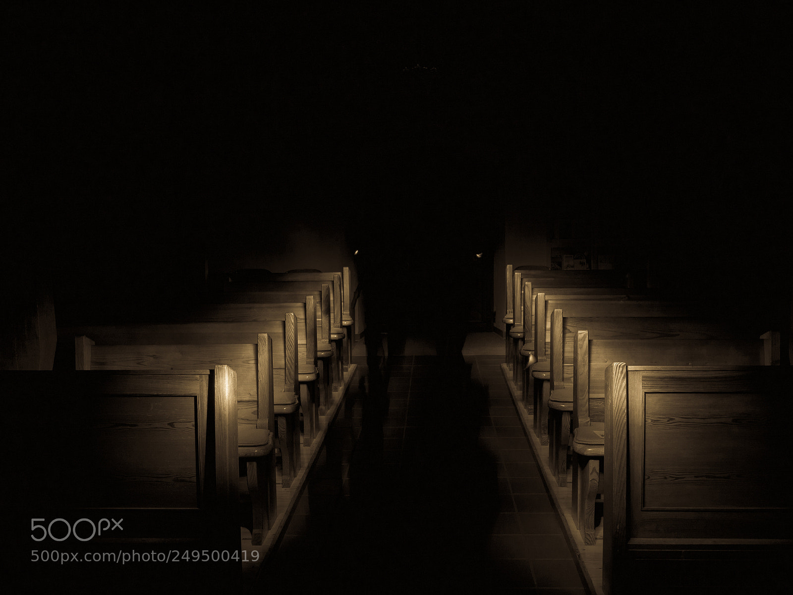 Olympus OM-D E-M5 II sample photo. Church seating photography