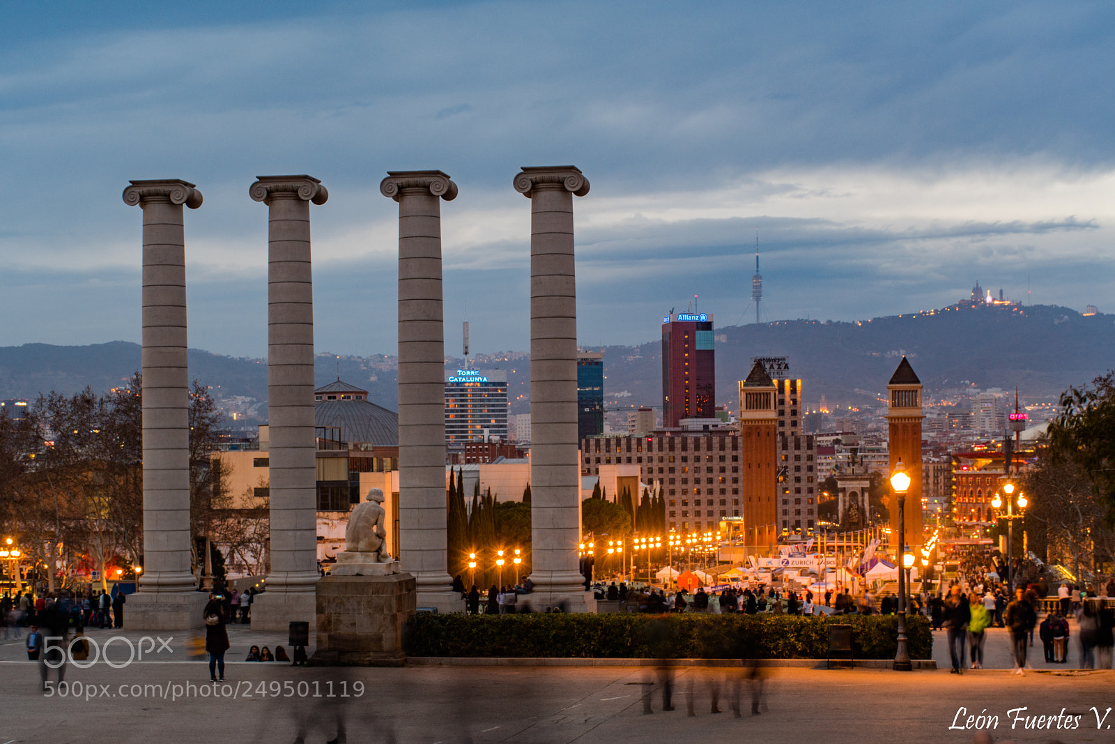 Nikon D7500 sample photo. Fantasmas en montjuic.ghosts in photography