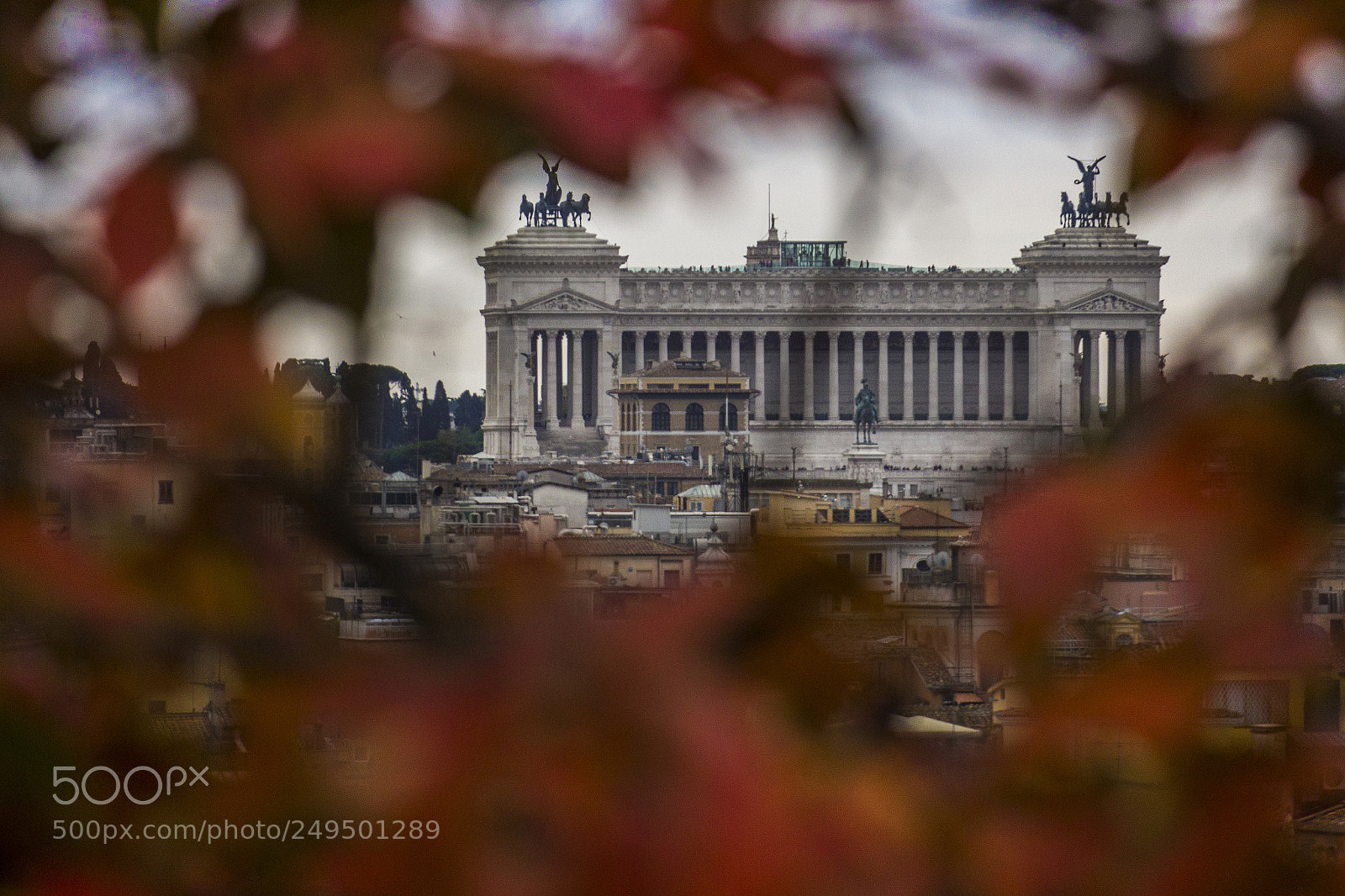 Canon EOS 60D sample photo. Autumn in rome | rome photography