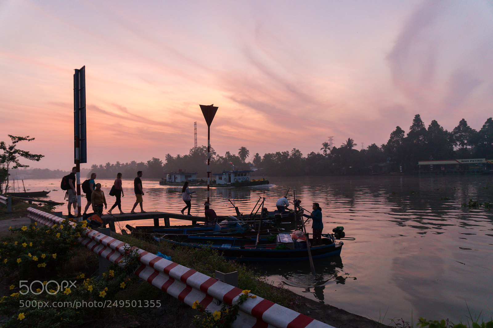 Sony a6300 sample photo. Mekong sunrise photography