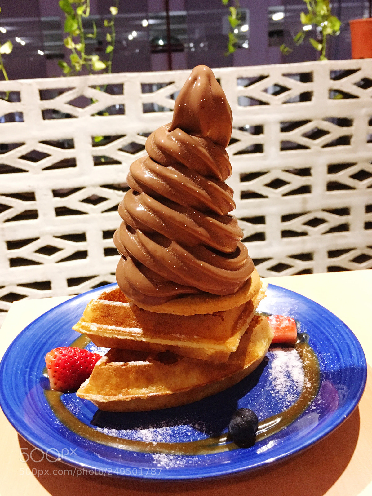 Apple iPhone SE sample photo. Waffle chocolate icecream photography