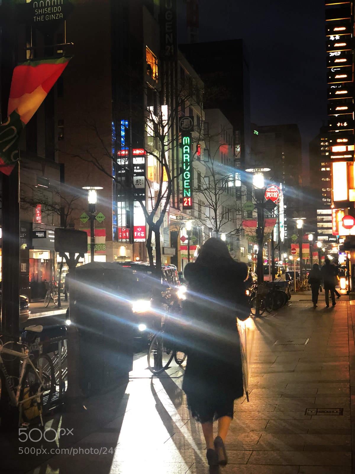 Apple iPhone X sample photo. Friday night of tokyo photography