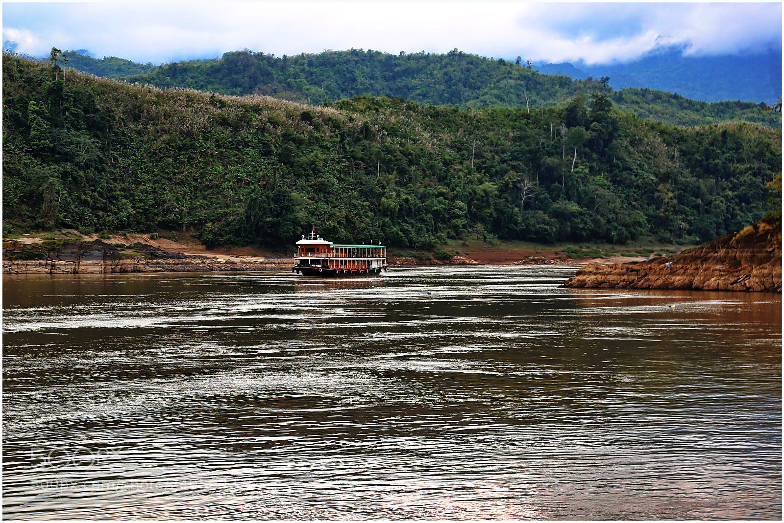 Canon EOS 6D + Canon EF 24-105mm F4L IS USM sample photo. Laos pandaw approaches photography