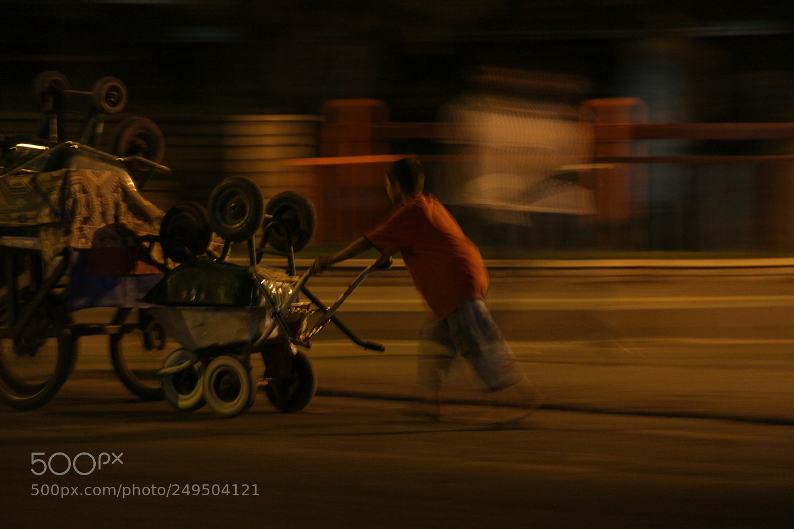 Canon EOS 60D sample photo. Child and night photography