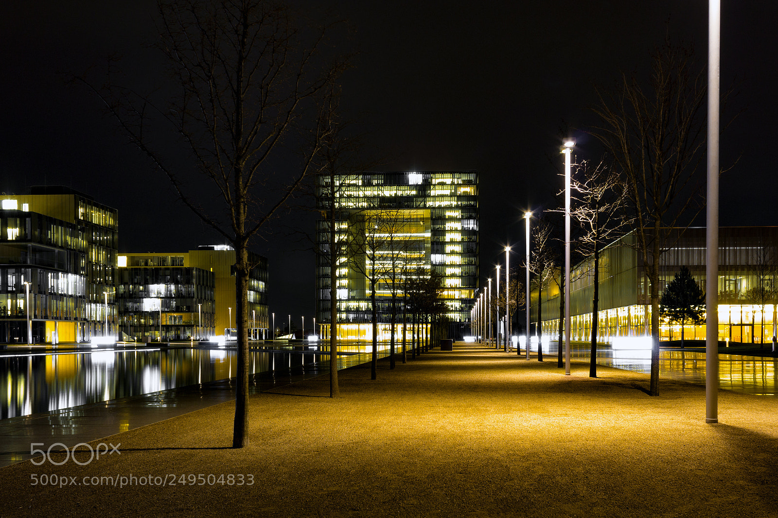Canon EOS 1200D (EOS Rebel T5 / EOS Kiss X70 / EOS Hi) sample photo. Thyssenkrupp quatier in essen photography