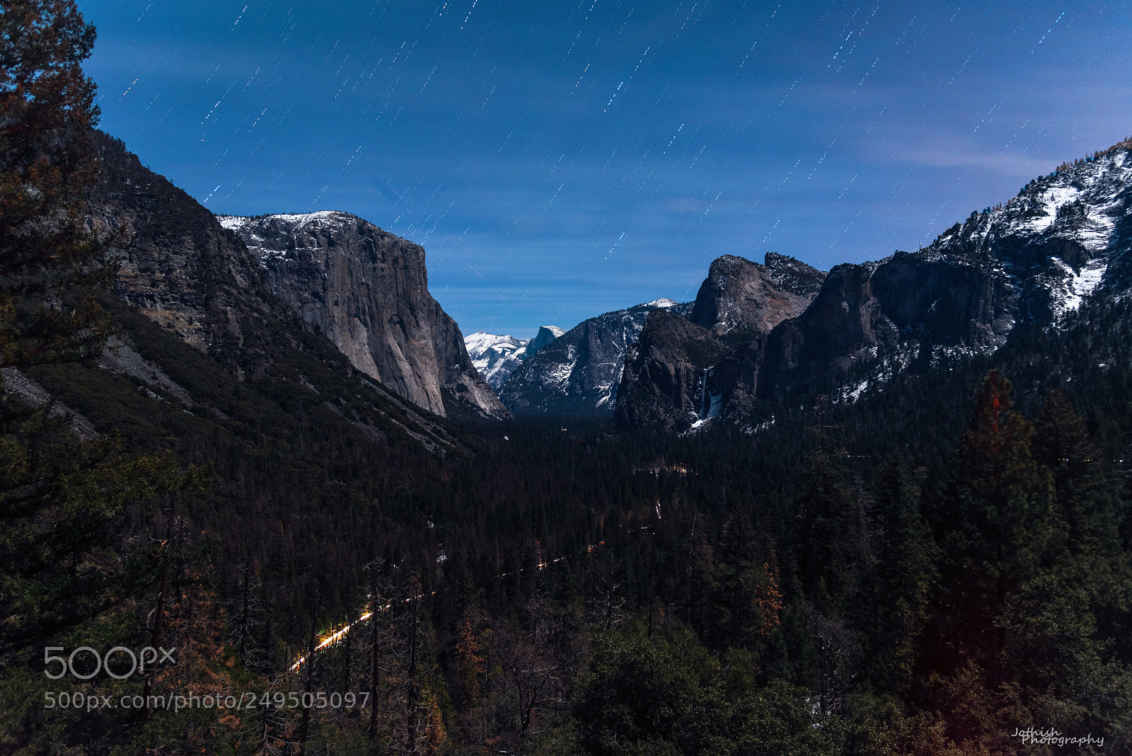 Nikon D750 sample photo. Tunnel view light trail photography