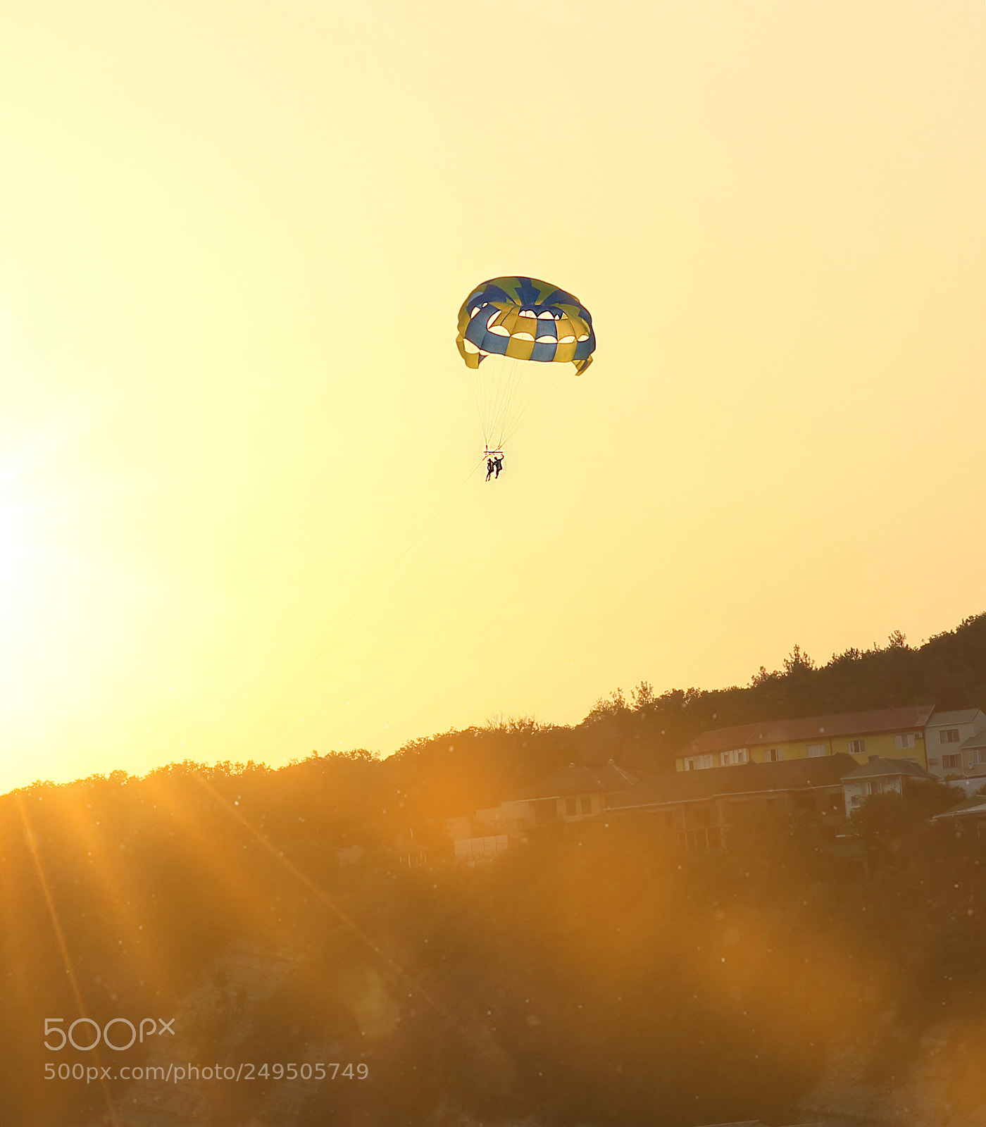 Canon EOS 600D (Rebel EOS T3i / EOS Kiss X5) sample photo. Parachute and sea sunset photography