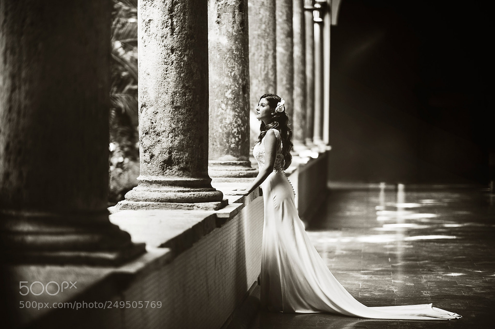 Nikon D3S sample photo. Bridal light photography