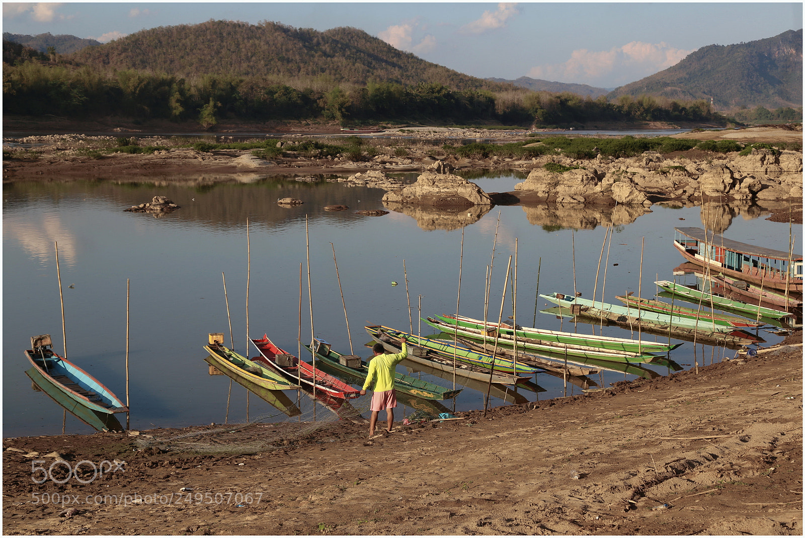 Canon EOS 6D + Canon EF 24-105mm F4L IS USM sample photo. Sorting out his fishing photography