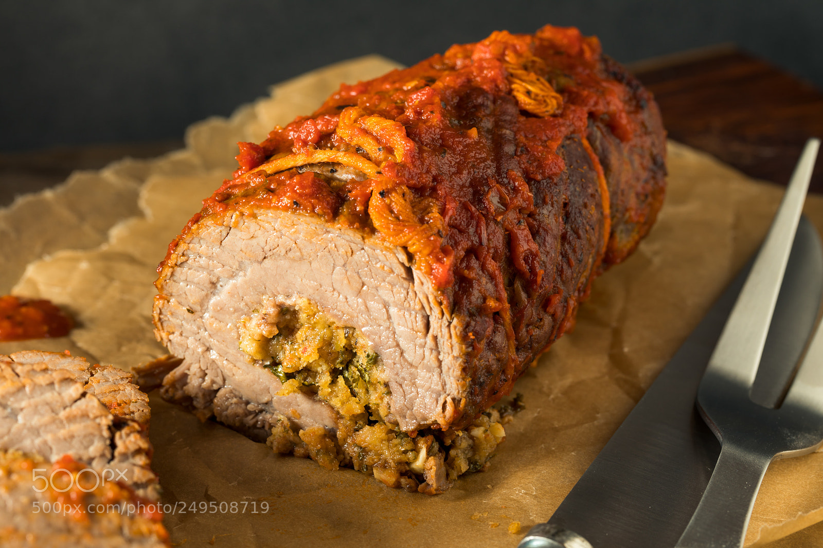 Canon EOS 5D Mark IV sample photo. Rustic italian homemade beef photography