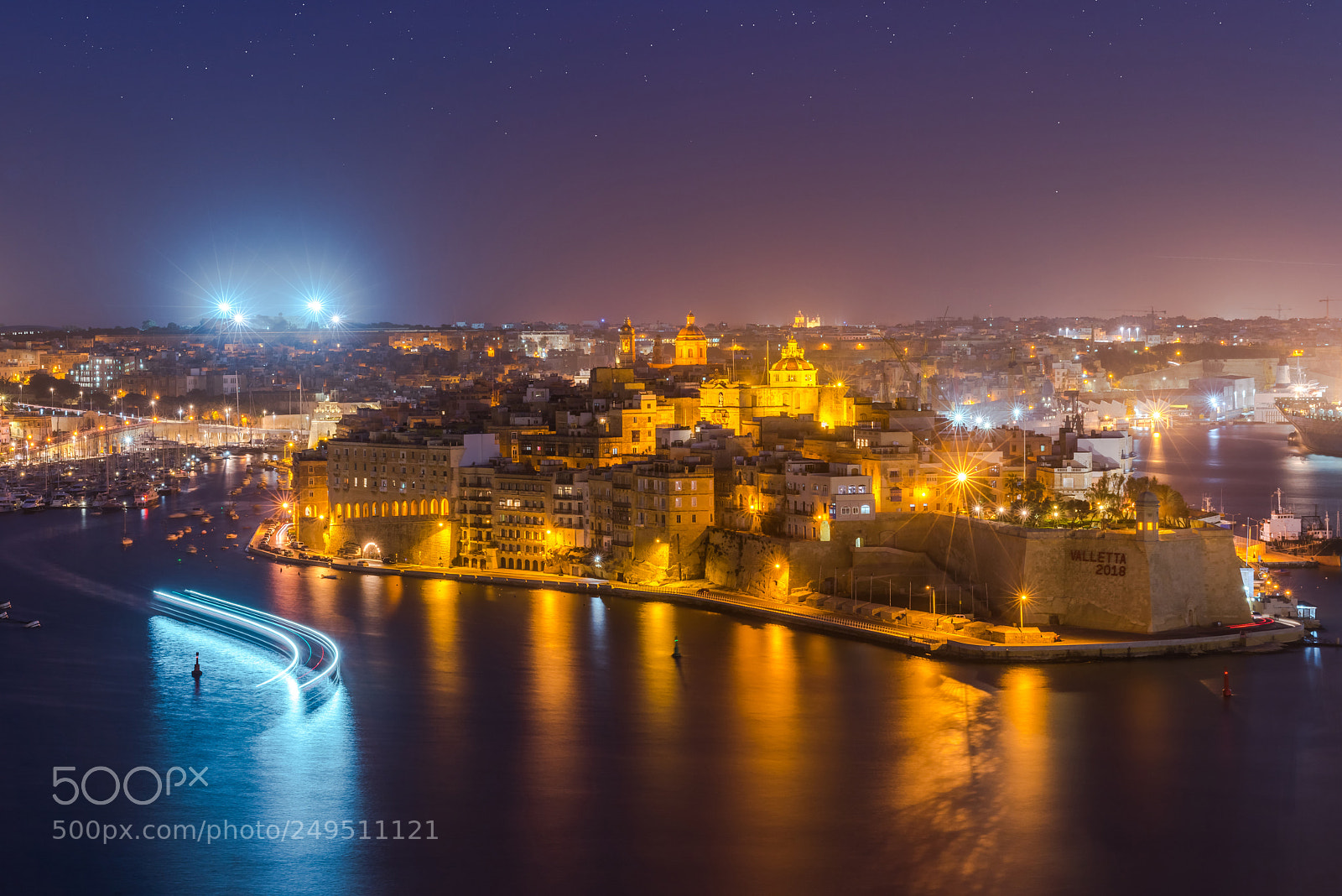 Nikon D810 sample photo. Illuminated skyline of senglea photography