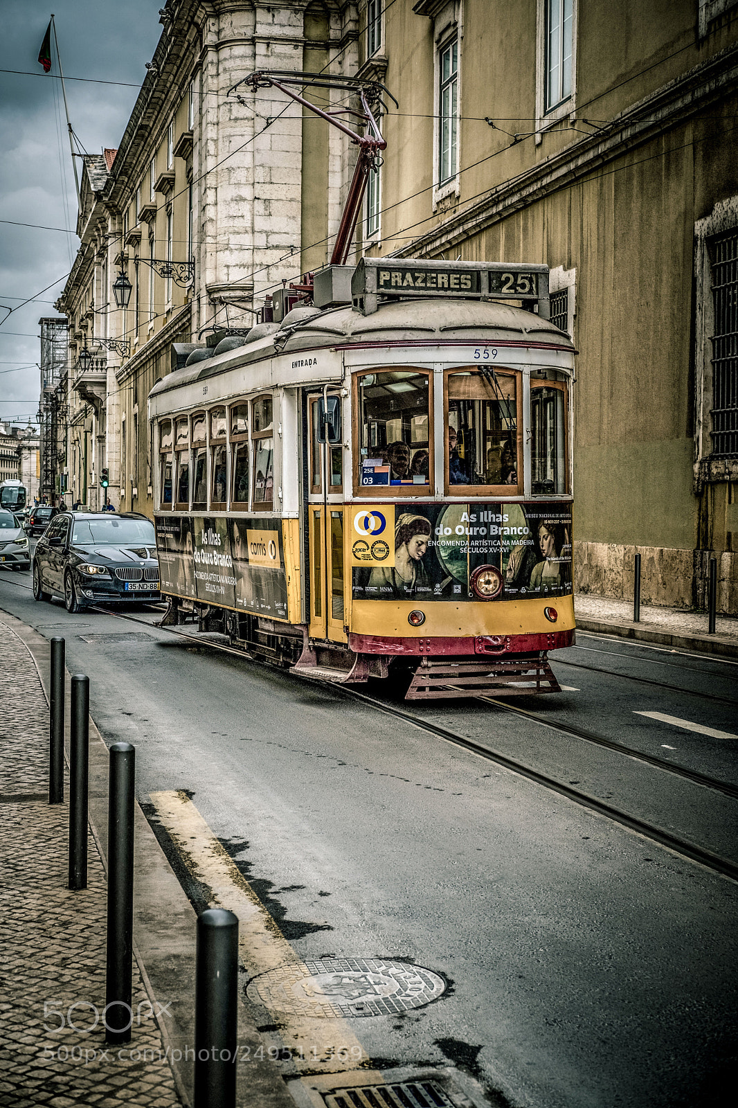 Fujifilm X-T2 sample photo. Tram 25 photography