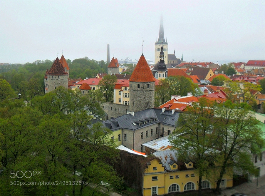 Samsung ES65, ES67 / VLUU ES65, ES67 /  SL50 sample photo. Lower old town view photography