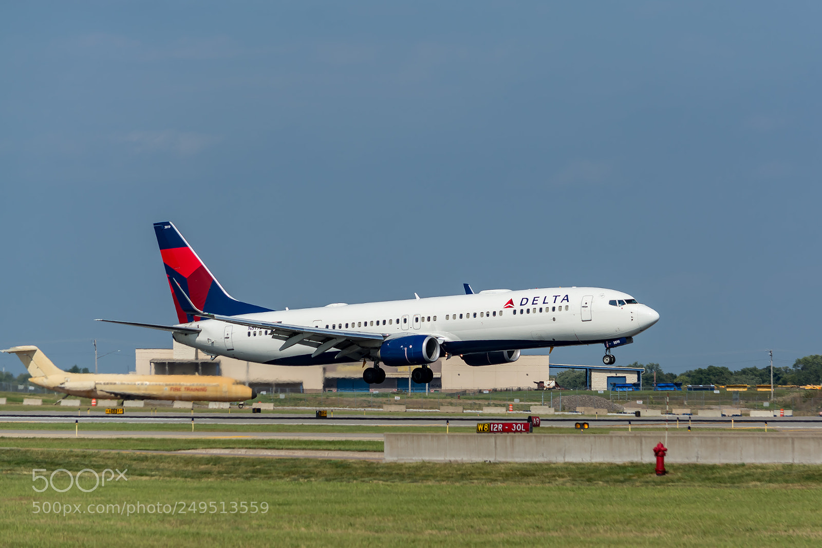 Nikon D7100 sample photo. Delta air lines boeing photography
