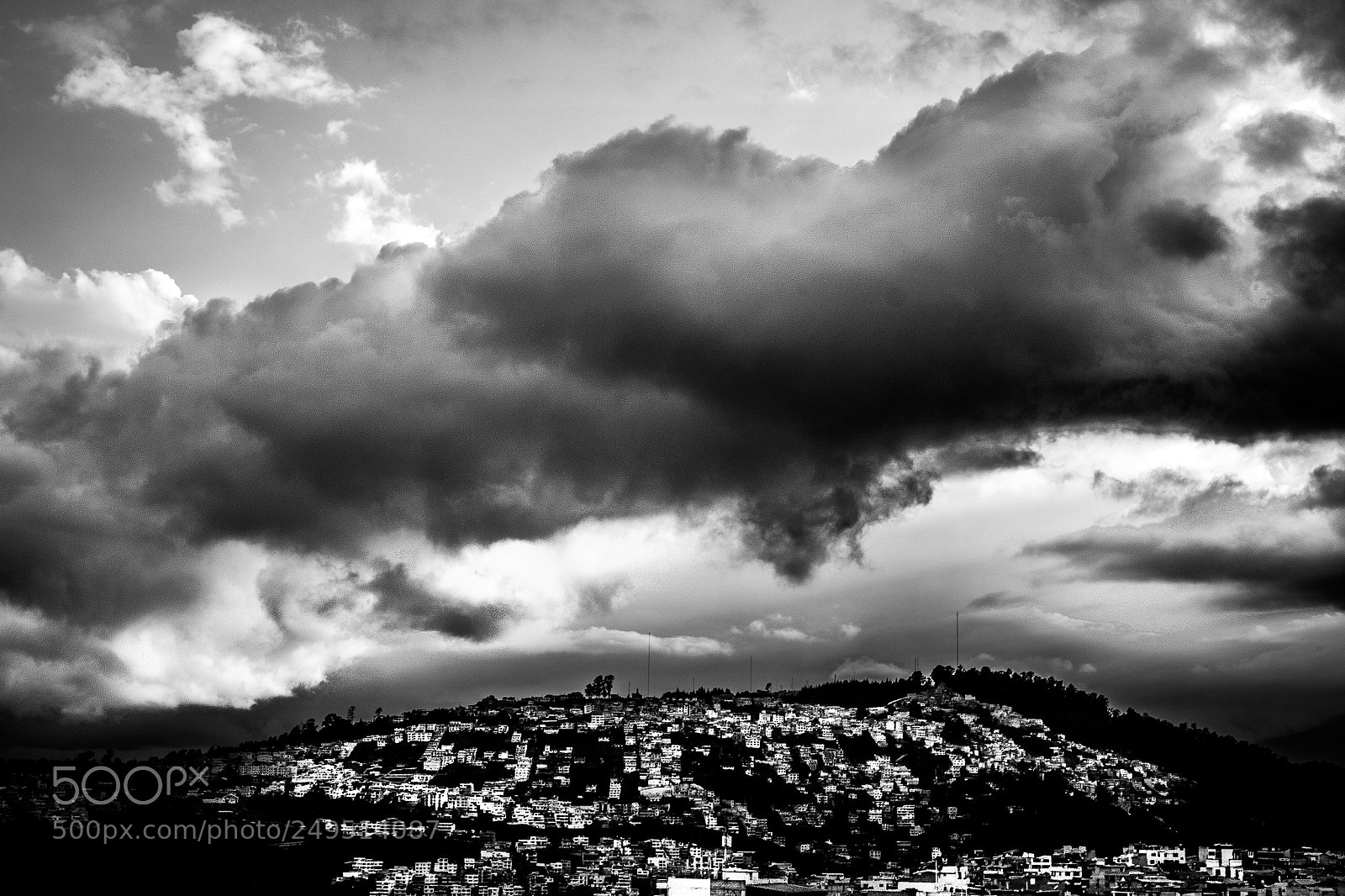 Nikon D3100 sample photo. La nube photography