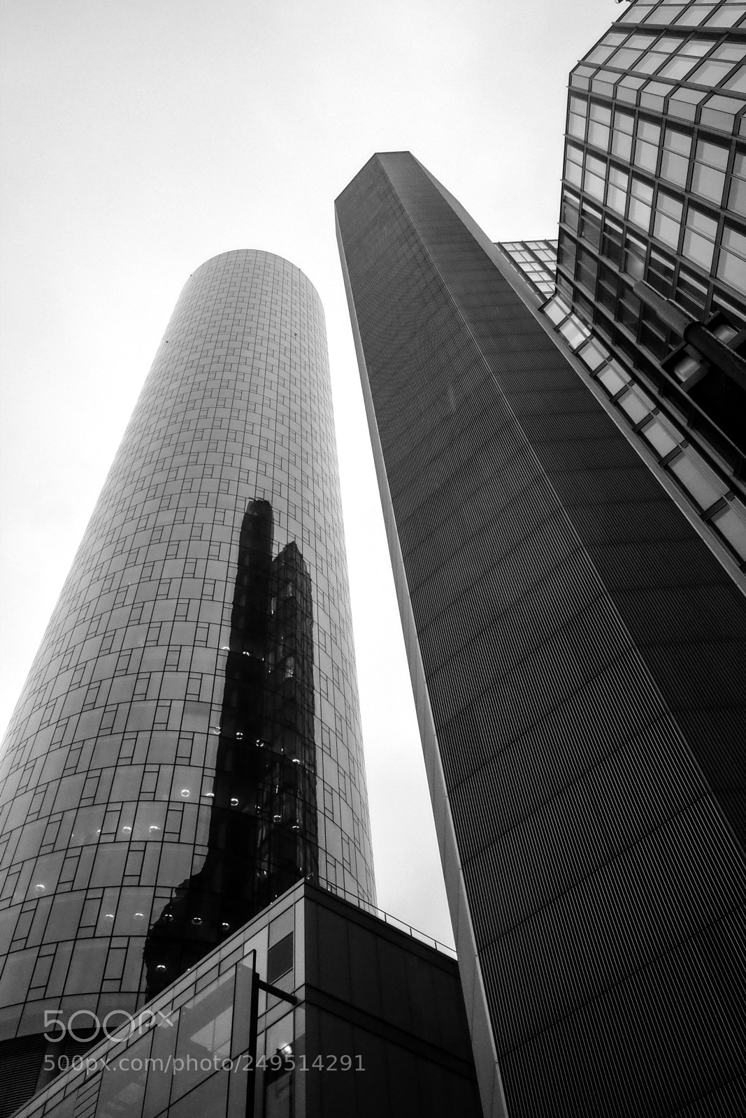 Fujifilm X70 sample photo. Towers photography