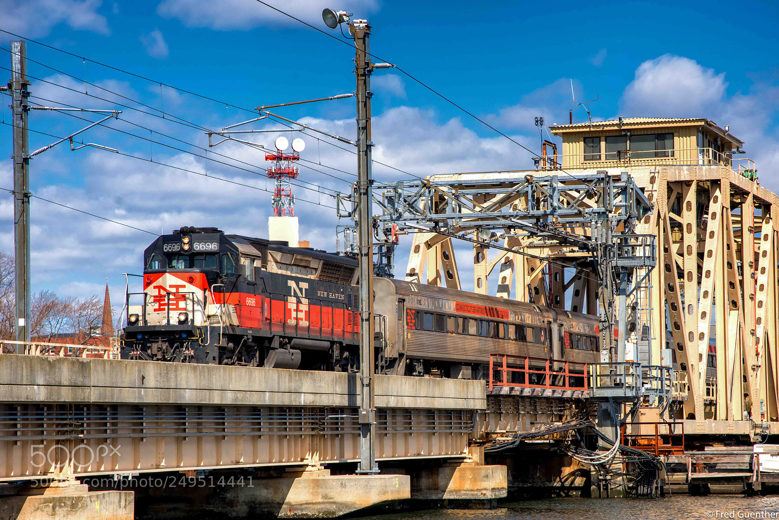 Nikon D810 sample photo. Gp40 crossing shaws cove photography