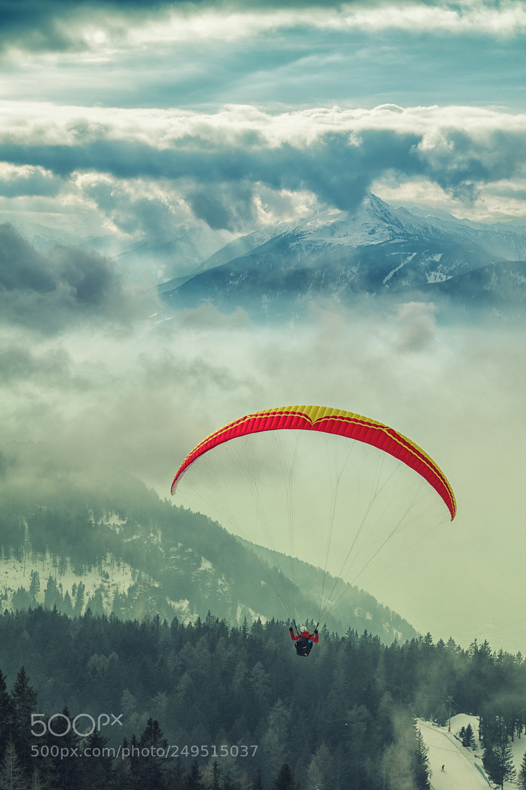 Canon EOS 80D sample photo. Paragliding photography