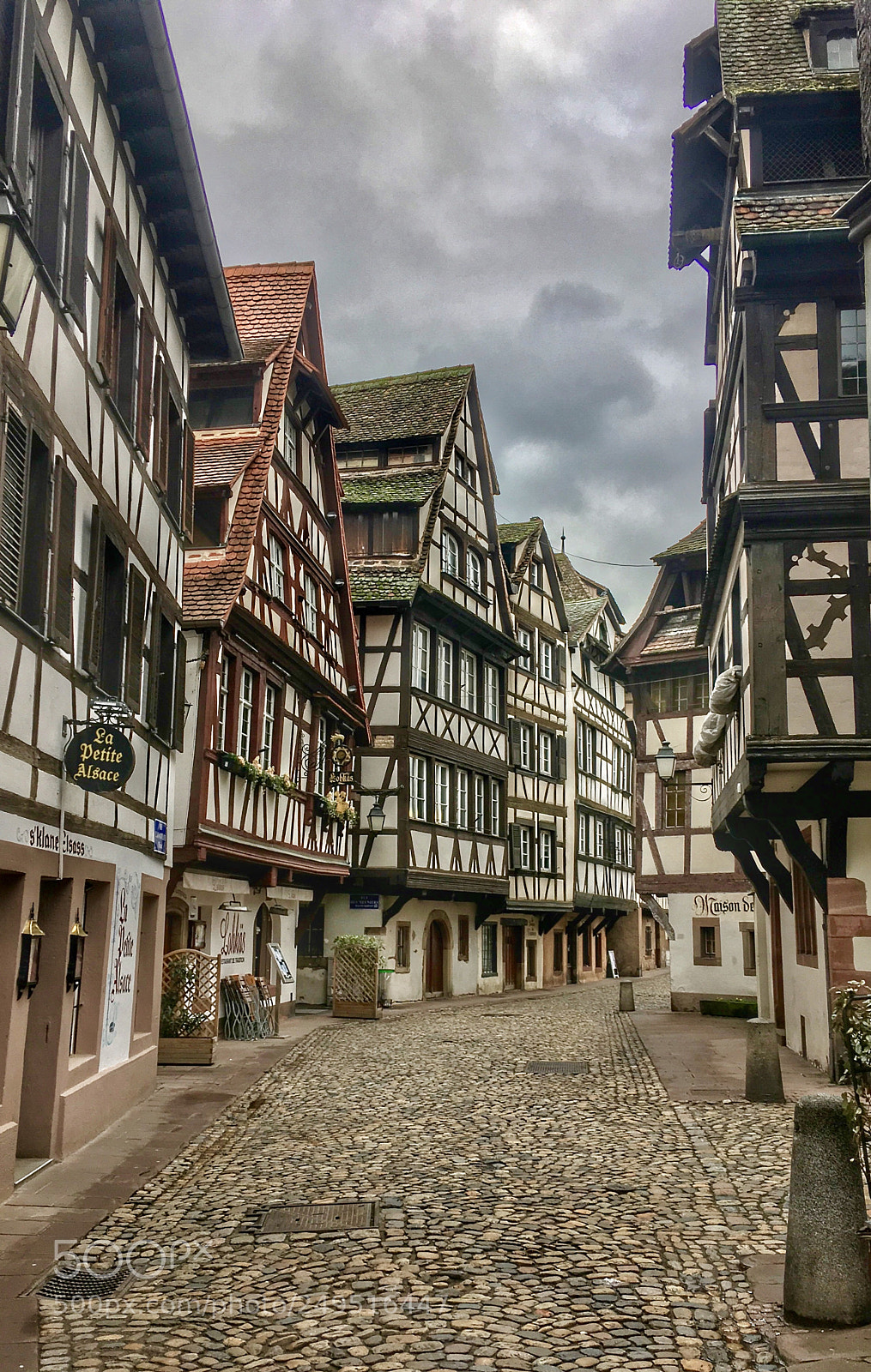 Apple iPhone SE sample photo. Strasbourg photography