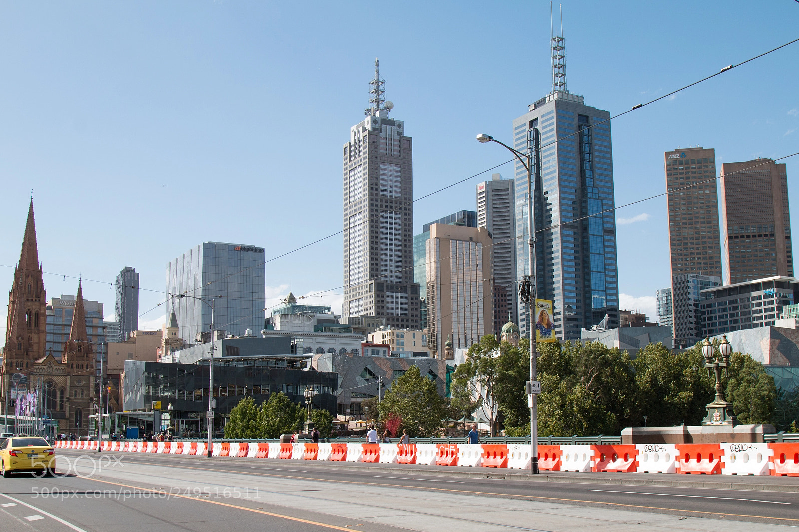 Canon EOS 70D sample photo. Melbourne city bridge defences. photography