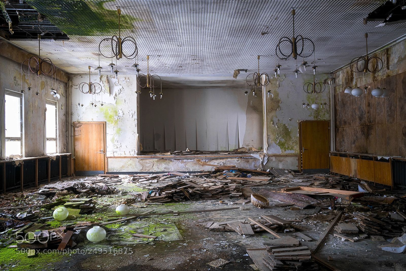 Sony a7R II sample photo. Abandoned ballroom. photography