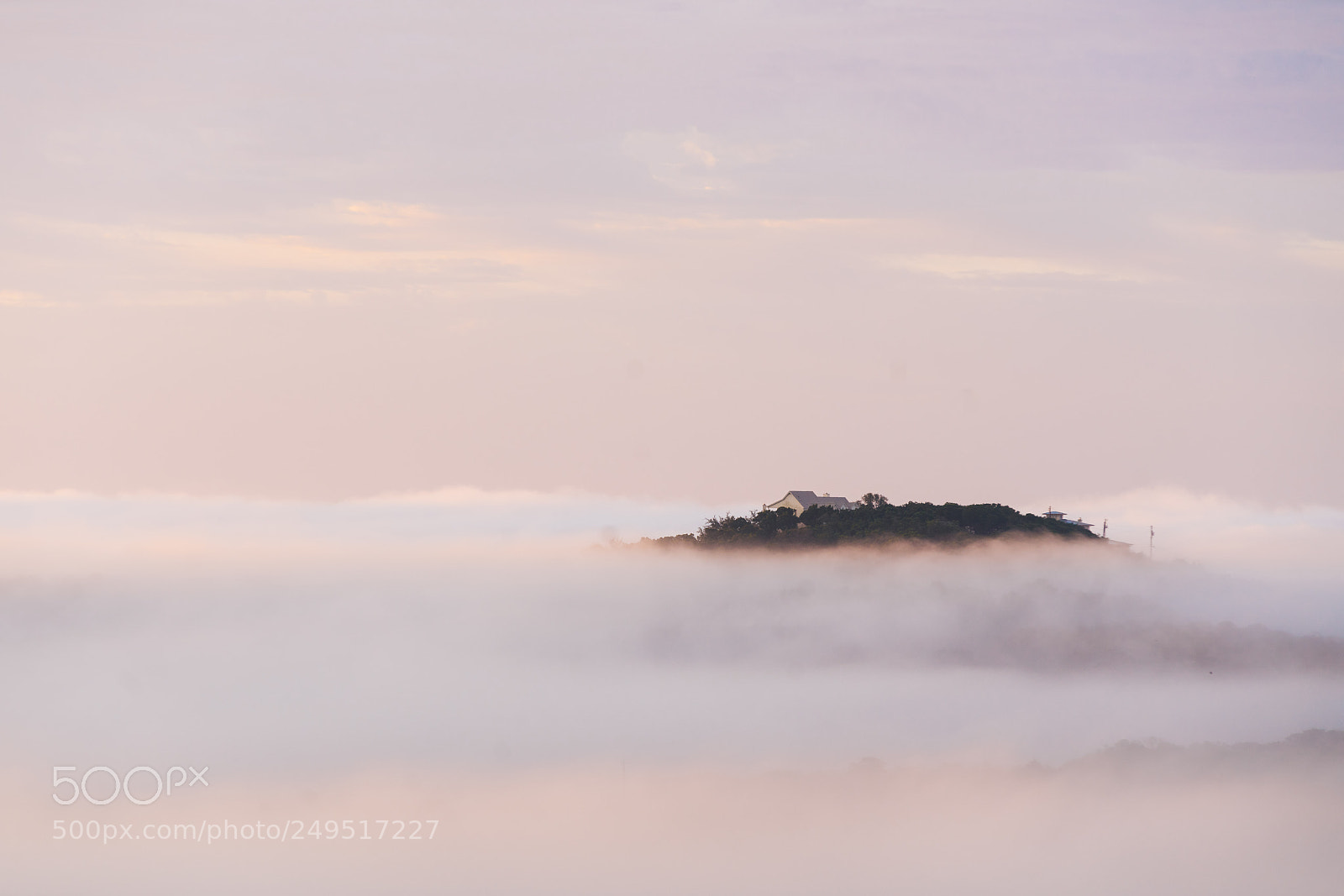 Sony a7R II sample photo. Home in the clouds photography