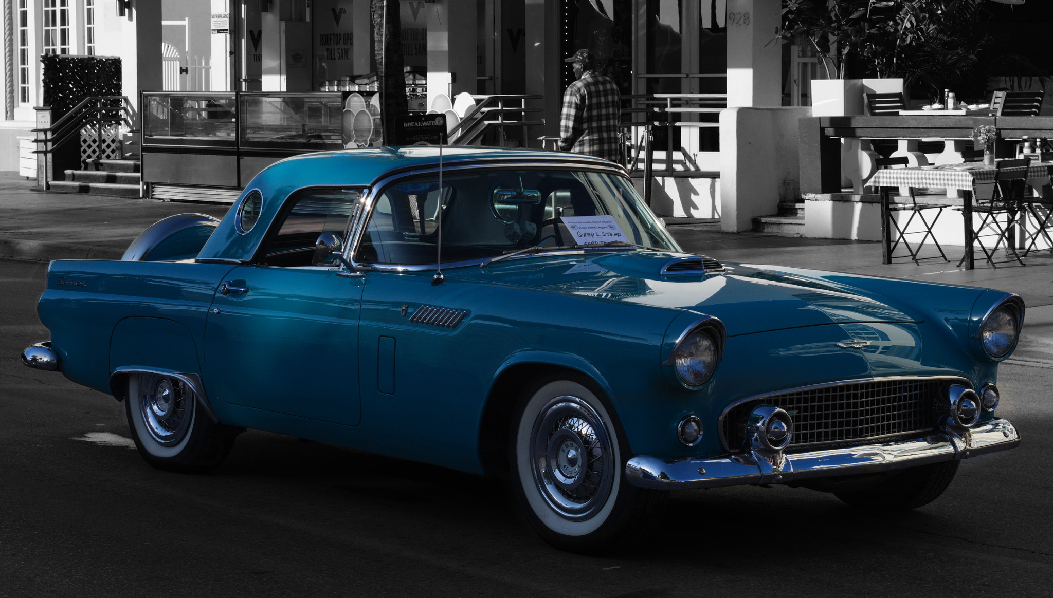 Pentax K-S2 sample photo. Vintage car? photography