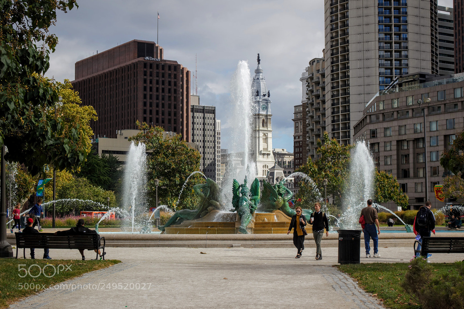 Canon EOS 100D (EOS Rebel SL1 / EOS Kiss X7) sample photo. Philadelphia! photography