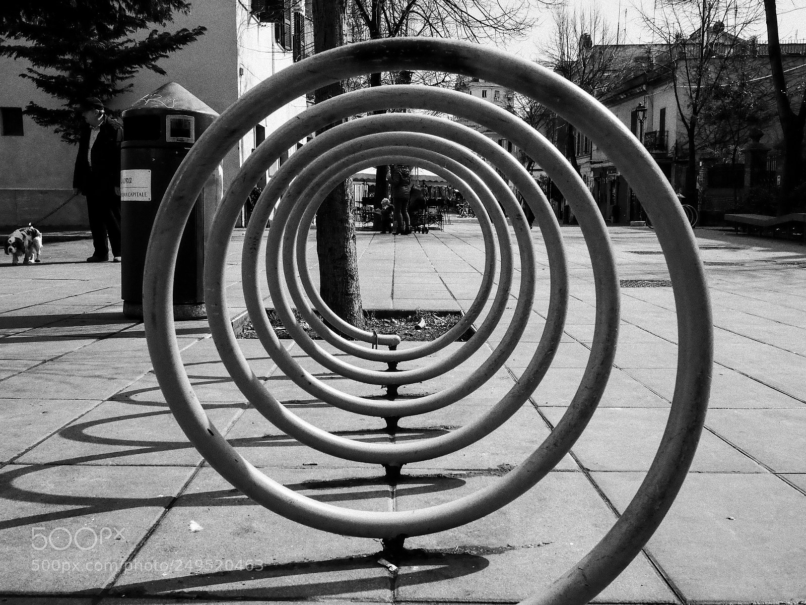 Olympus PEN-F sample photo. Circles photography