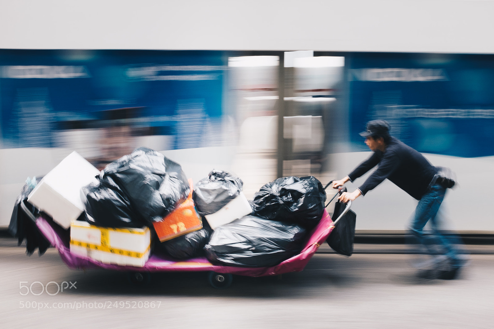 Fujifilm X100T sample photo. Hong kong trolley iv photography