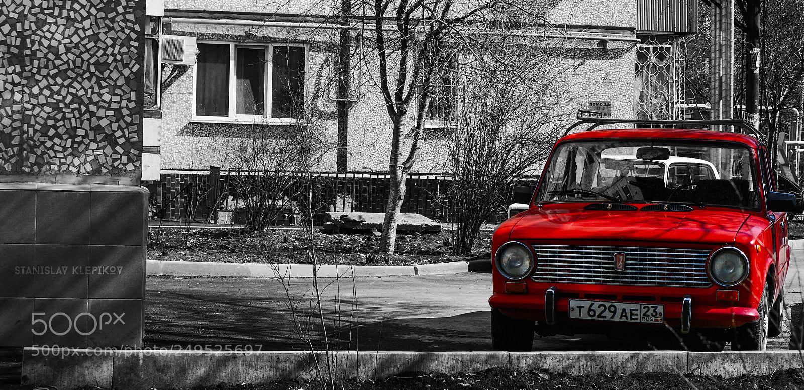 Canon EOS M10 sample photo. Part of soviet culture. photography