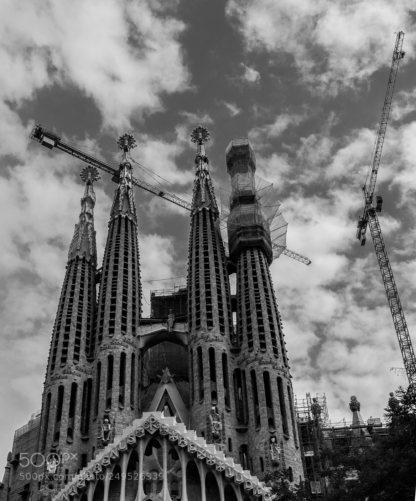 Panasonic Lumix DMC-LX100 sample photo. La sagrada familia antoni photography