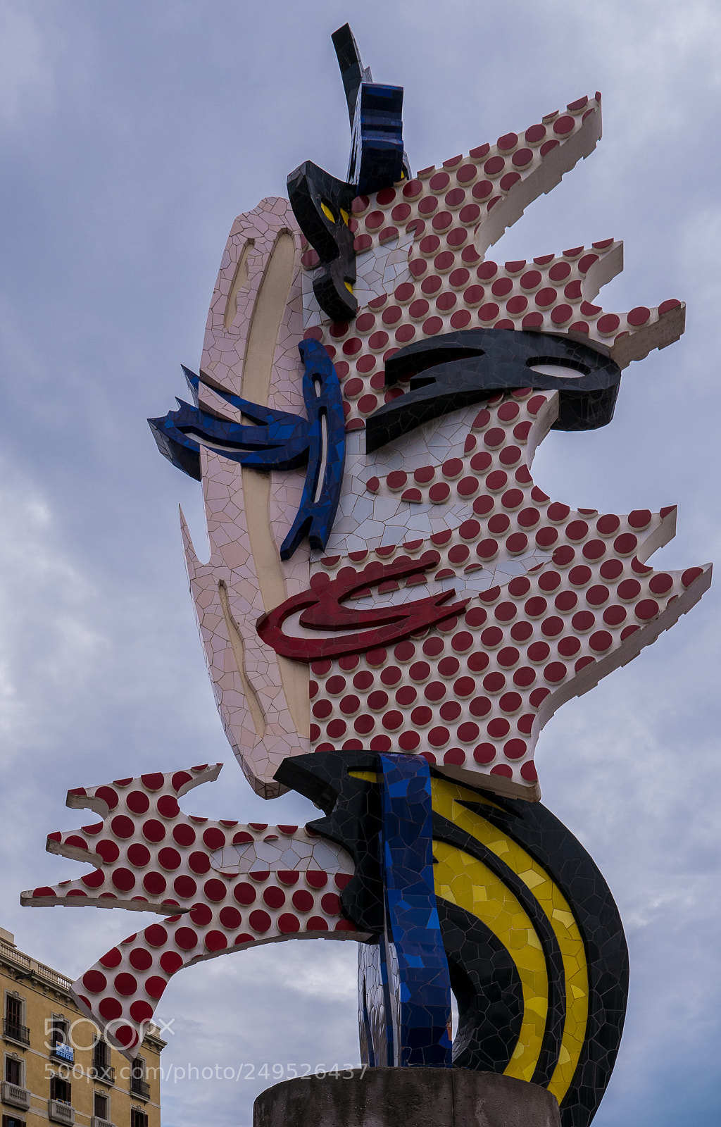 Panasonic Lumix DMC-LX100 sample photo. Sclupture marina area barcelona photography