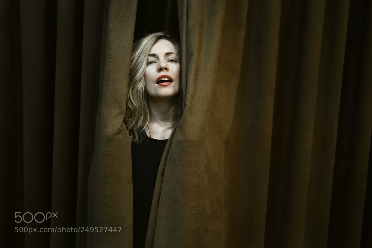 Leica Q (Typ 116) sample photo. Actress photography