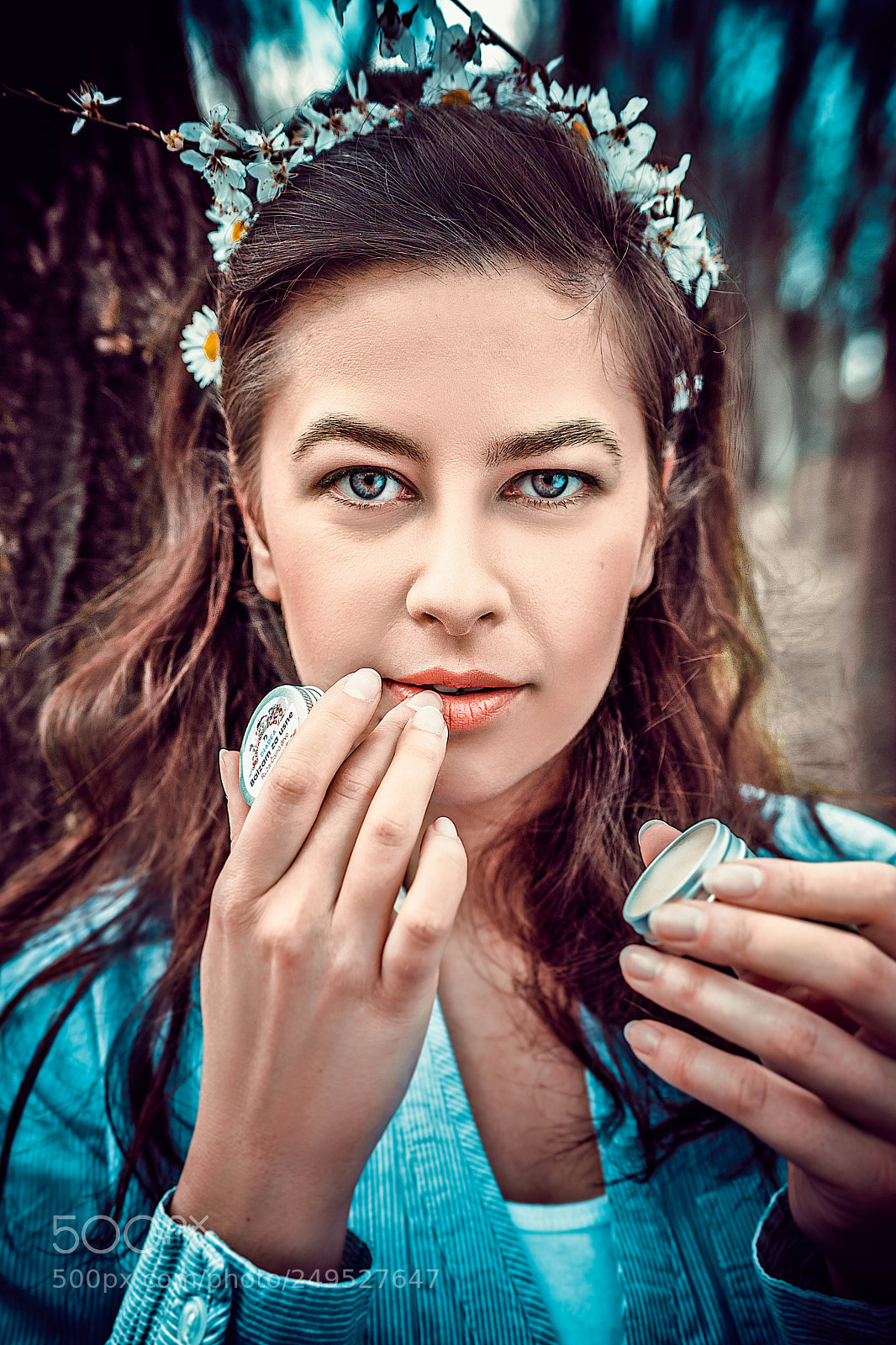 Nikon D7200 sample photo. Girl with lipbalm photography
