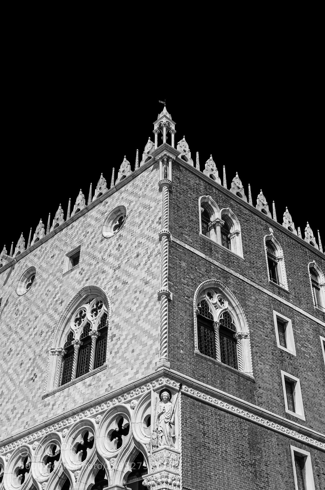 Pentax K-5 sample photo. Symmetry photography