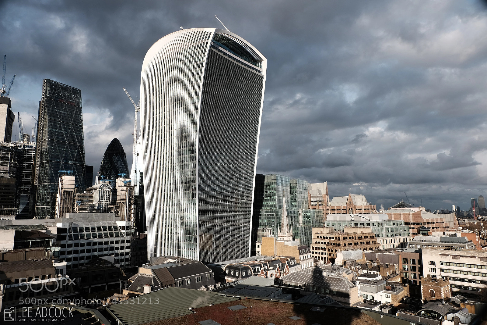 Fujifilm X-E2 sample photo. The walkie talkie building photography