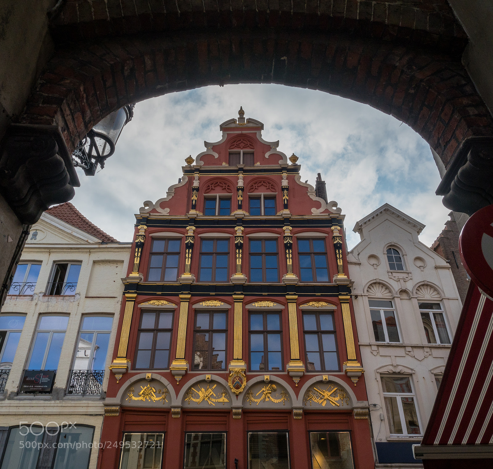 Olympus OM-D E-M5 II sample photo. Images from bruges venice photography