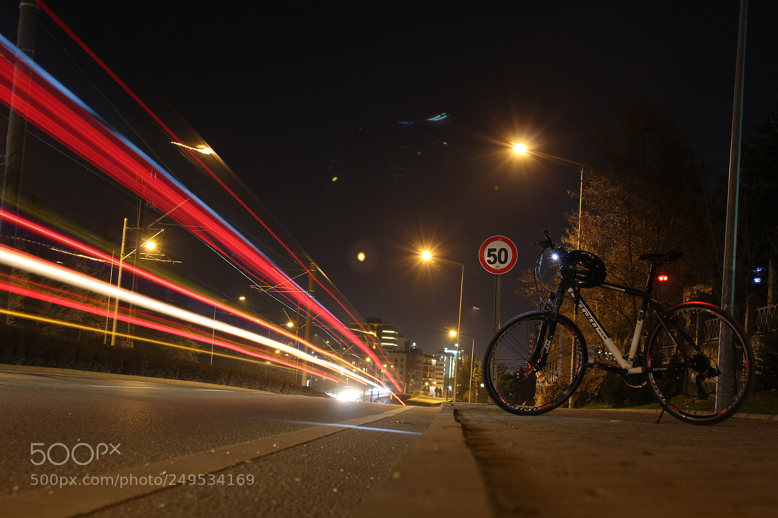Canon EF-S 18-55mm F3.5-5.6 IS sample photo. Img photography