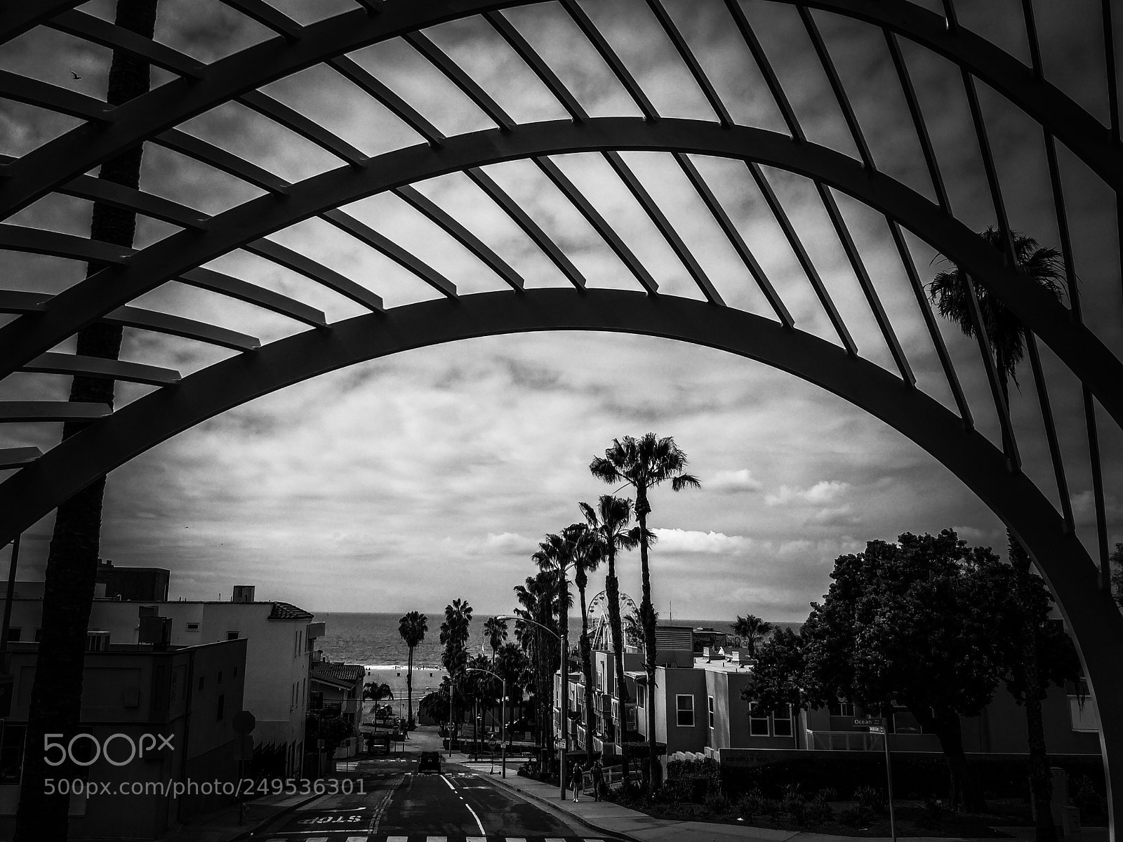 OnePlus 5 sample photo. Cloudy santa monica photography