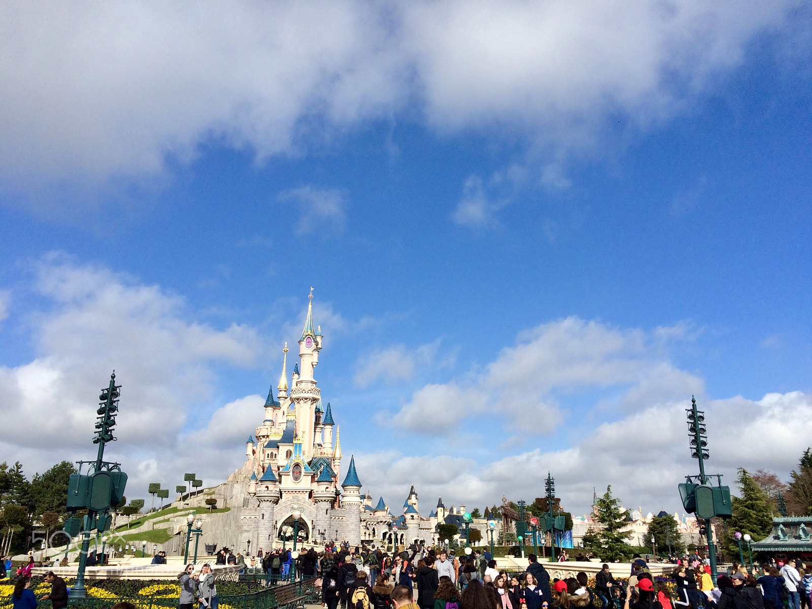 Apple iPhone 5s sample photo. Disneyland paris photography